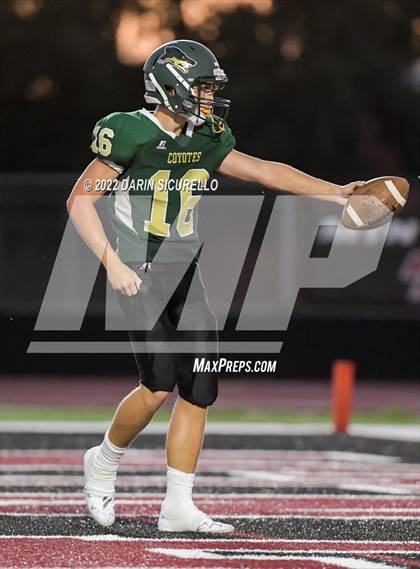 Thumbnail 3 in Skyline vs Highland photogallery.