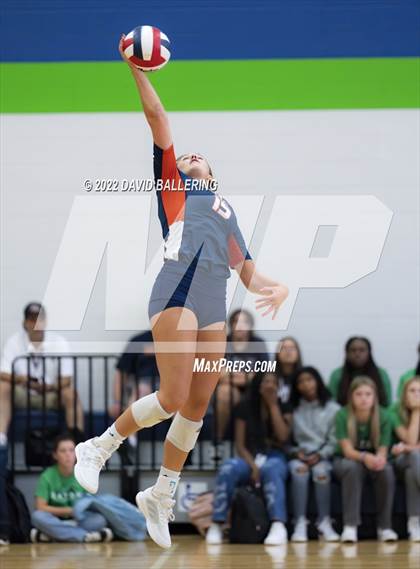 Thumbnail 2 in Grand Oaks vs. Sachse (NISD Tournament) photogallery.