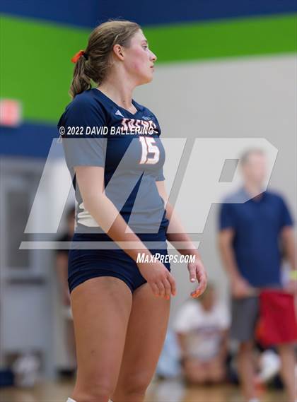 Thumbnail 2 in Grand Oaks vs. Sachse (NISD Tournament) photogallery.