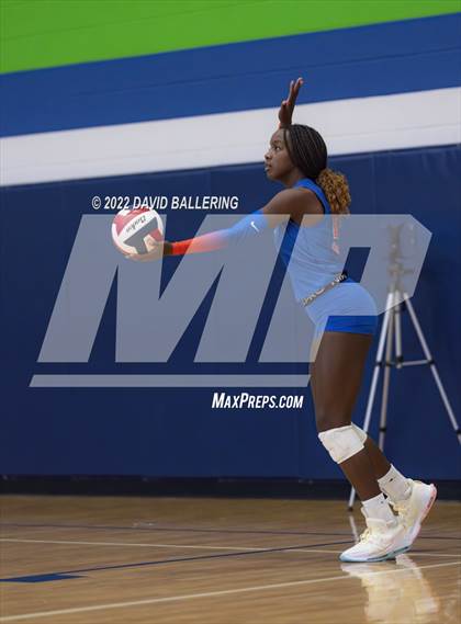 Thumbnail 3 in Grand Oaks vs. Sachse (NISD Tournament) photogallery.