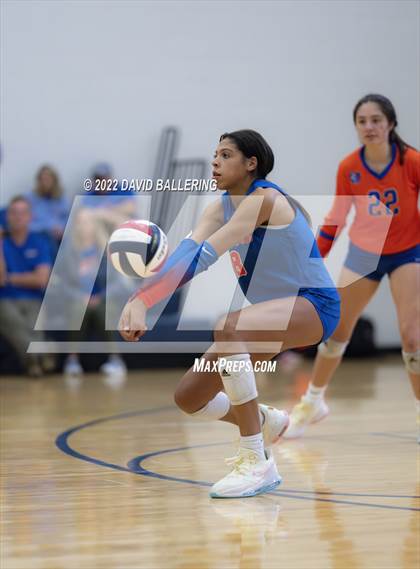 Thumbnail 1 in Grand Oaks vs. Sachse (NISD Tournament) photogallery.