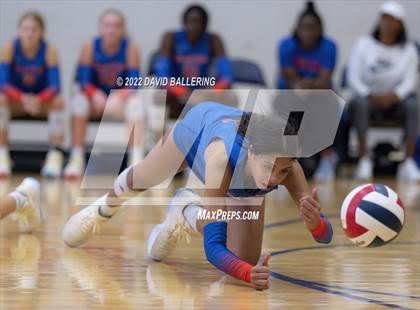 Thumbnail 3 in Grand Oaks vs. Sachse (NISD Tournament) photogallery.