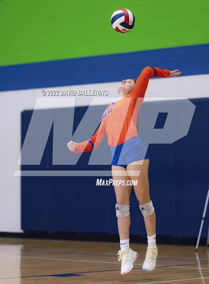 Thumbnail 1 in Grand Oaks vs. Sachse (NISD Tournament) photogallery.