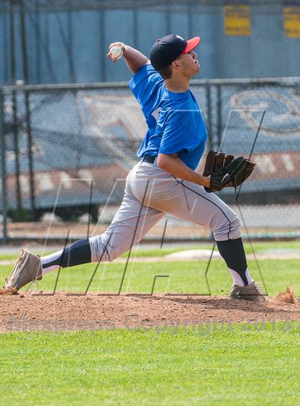 Thumbnail 2 in Massachusetts vs Connecticut All-Stars (Juniors) photogallery.