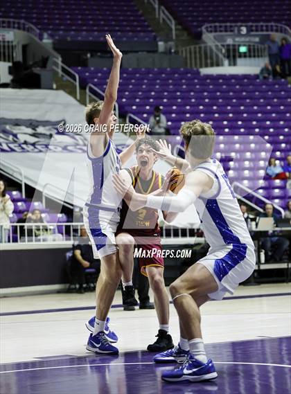 Thumbnail 3 in Mountain View vs Dixie (UHSAA 4A Quarterfinal) photogallery.