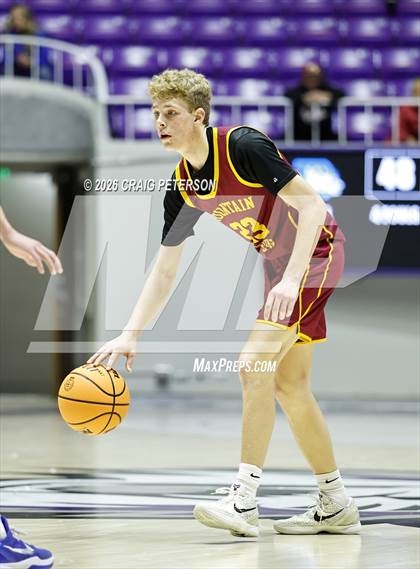 Thumbnail 2 in Mountain View vs Dixie (UHSAA 4A Quarterfinal) photogallery.
