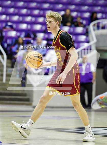 Thumbnail 2 in Mountain View vs Dixie (UHSAA 4A Quarterfinal) photogallery.