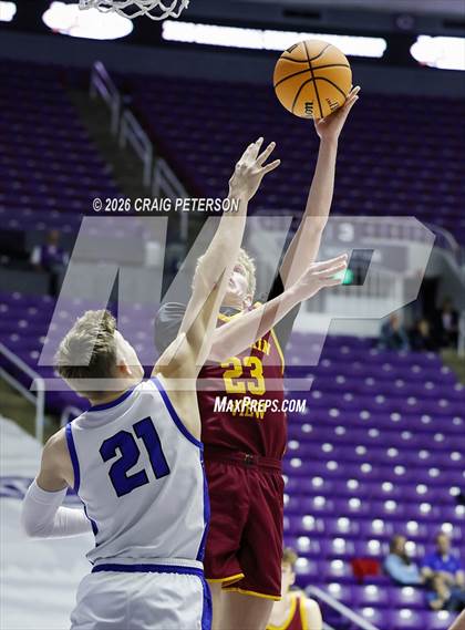 Thumbnail 3 in Mountain View vs Dixie (UHSAA 4A Quarterfinal) photogallery.