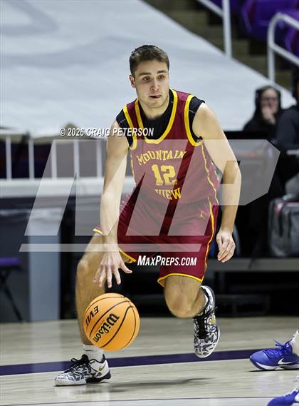 Thumbnail 2 in Mountain View vs Dixie (UHSAA 4A Quarterfinal) photogallery.