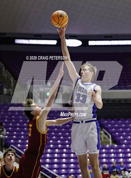Thumbnail 1 in Mountain View vs Dixie (UHSAA 4A Quarterfinal) photogallery.