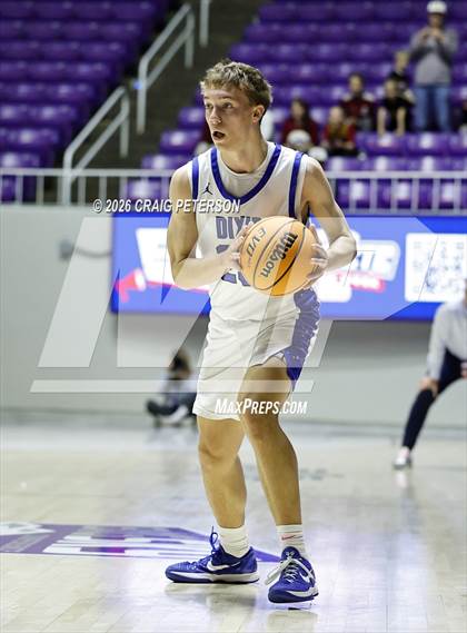Thumbnail 2 in Mountain View vs Dixie (UHSAA 4A Quarterfinal) photogallery.
