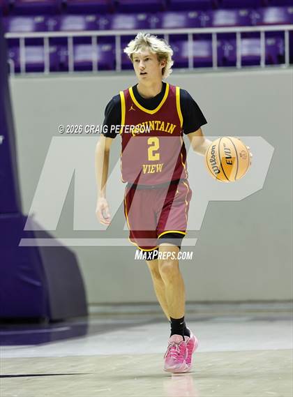 Thumbnail 1 in Mountain View vs Dixie (UHSAA 4A Quarterfinal) photogallery.