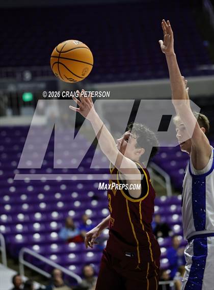 Thumbnail 1 in Mountain View vs Dixie (UHSAA 4A Quarterfinal) photogallery.