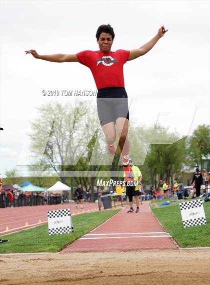 Thumbnail 2 in CHSAA 4A & 5A State Meet (Day 1 Field) photogallery.