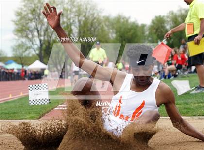 Thumbnail 1 in CHSAA 4A & 5A State Meet (Day 1 Field) photogallery.