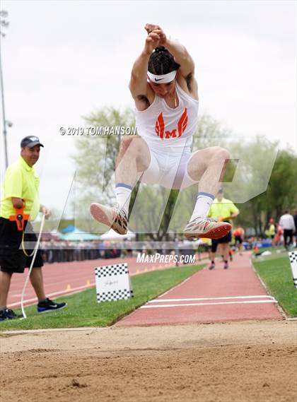 Thumbnail 2 in CHSAA 4A & 5A State Meet (Day 1 Field) photogallery.