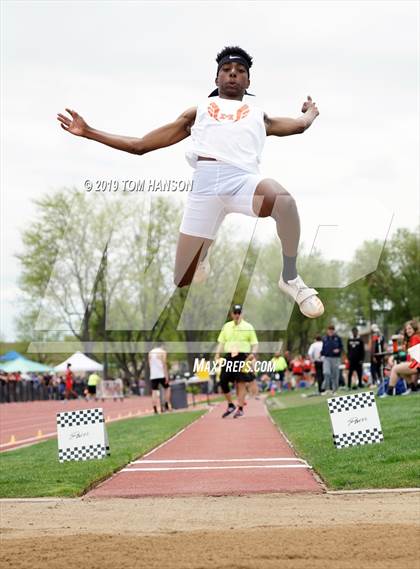 Thumbnail 1 in CHSAA 4A & 5A State Meet (Day 1 Field) photogallery.