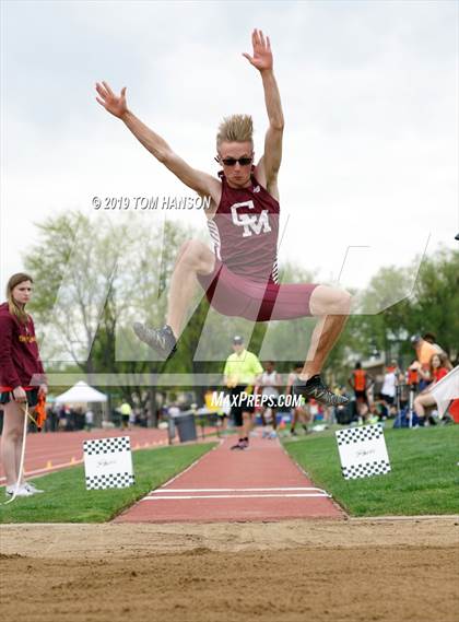 Thumbnail 1 in CHSAA 4A & 5A State Meet (Day 1 Field) photogallery.