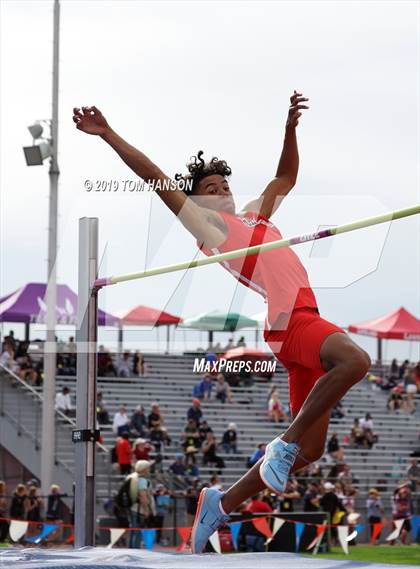 Thumbnail 1 in CHSAA 4A & 5A State Meet (Day 1 Field) photogallery.