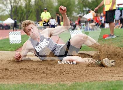 Thumbnail 1 in CHSAA 4A & 5A State Meet (Day 1 Field) photogallery.