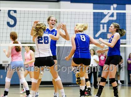 Thumbnail 2 in North Lincoln vs Piedmont (NCHSAA District Round) photogallery.