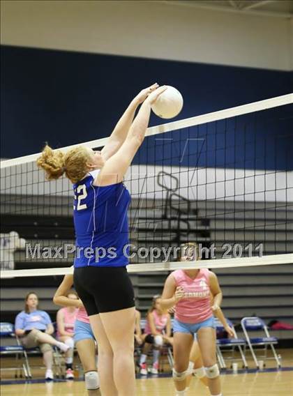 Thumbnail 3 in North Lincoln vs Piedmont (NCHSAA District Round) photogallery.