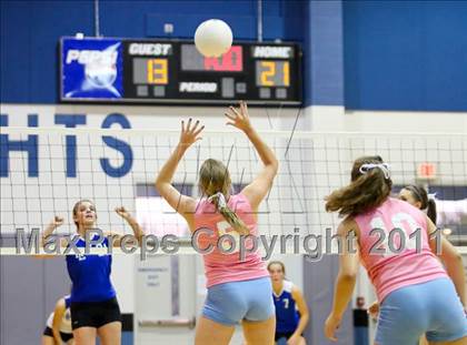 Thumbnail 3 in North Lincoln vs Piedmont (NCHSAA District Round) photogallery.