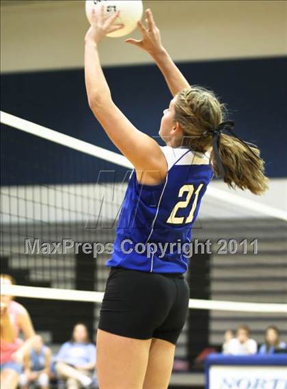 Thumbnail 3 in North Lincoln vs Piedmont (NCHSAA District Round) photogallery.