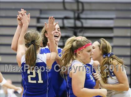 Thumbnail 2 in North Lincoln vs Piedmont (NCHSAA District Round) photogallery.