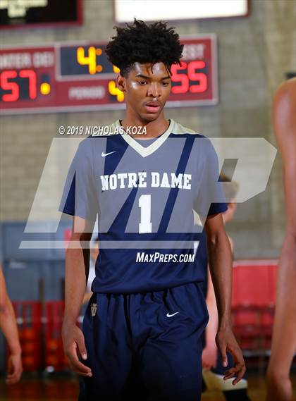Thumbnail 3 in St. John Bosco vs. Notre Dame (SO) (Nike Extravaganza) photogallery.