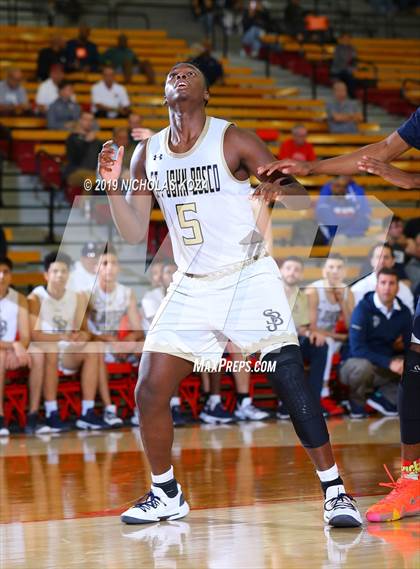 Thumbnail 1 in St. John Bosco vs. Notre Dame (SO) (Nike Extravaganza) photogallery.
