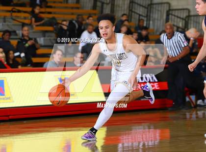 Thumbnail 3 in St. John Bosco vs. Notre Dame (SO) (Nike Extravaganza) photogallery.