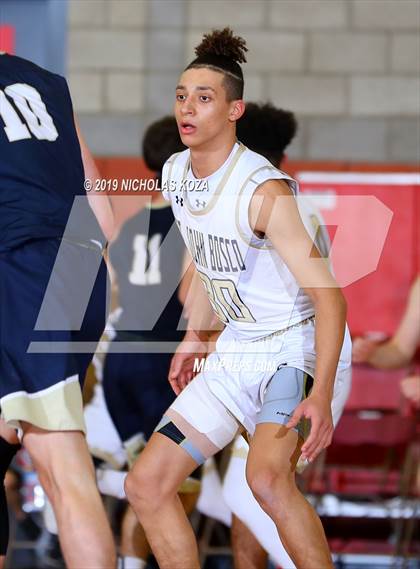 Thumbnail 2 in St. John Bosco vs. Notre Dame (SO) (Nike Extravaganza) photogallery.