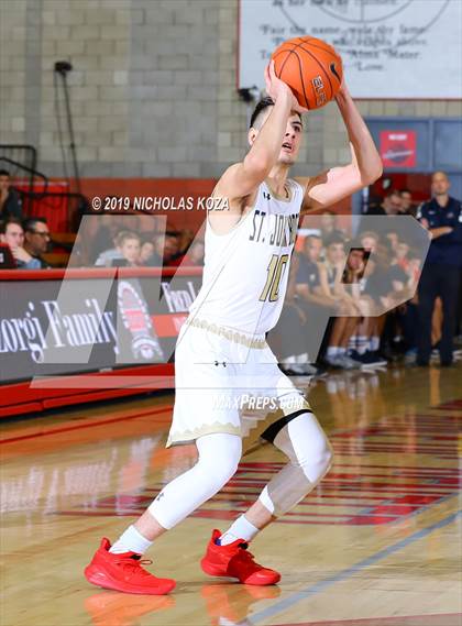 Thumbnail 2 in St. John Bosco vs. Notre Dame (SO) (Nike Extravaganza) photogallery.