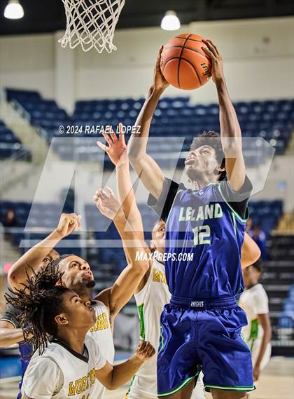 Thumbnail 2 in Worthing vs. Mickey Leland College Prep (Houston ISD Tournament) photogallery.