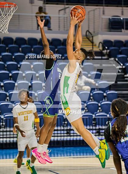 Thumbnail 3 in Worthing vs. Mickey Leland College Prep (Houston ISD Tournament) photogallery.