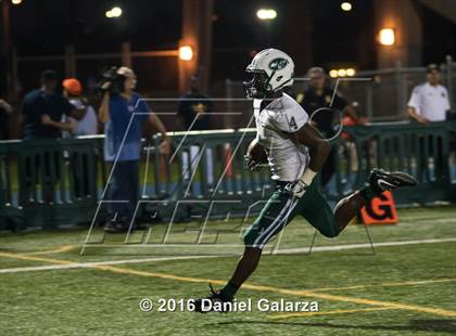 Thumbnail 3 in Central vs. Booker T. Washington photogallery.