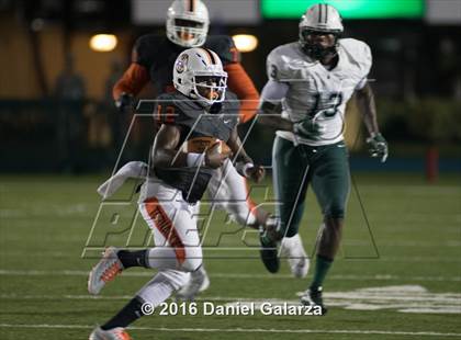 Thumbnail 1 in Central vs. Booker T. Washington photogallery.