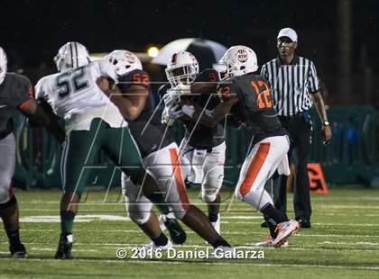 Thumbnail 2 in Central vs. Booker T. Washington photogallery.