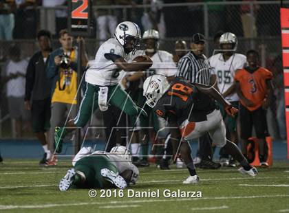 Thumbnail 3 in Central vs. Booker T. Washington photogallery.