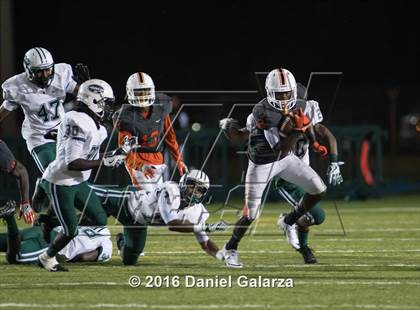 Thumbnail 3 in Central vs. Booker T. Washington photogallery.