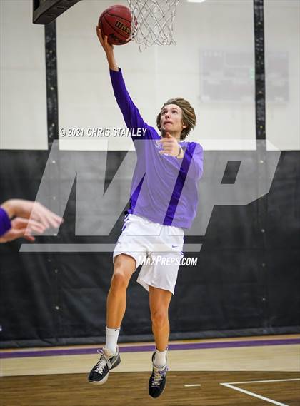 Thumbnail 2 in Wickenburg vs Bagdad (Wrangler Classic) photogallery.