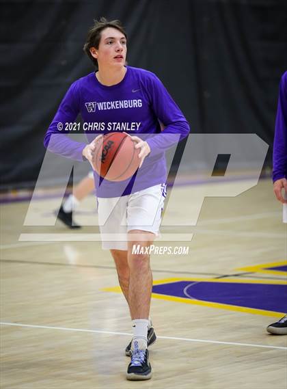 Thumbnail 1 in Wickenburg vs Bagdad (Wrangler Classic) photogallery.