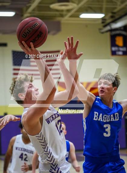 Thumbnail 1 in Wickenburg vs Bagdad (Wrangler Classic) photogallery.