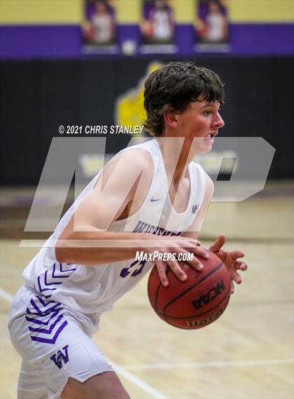 Thumbnail 3 in Wickenburg vs Bagdad (Wrangler Classic) photogallery.