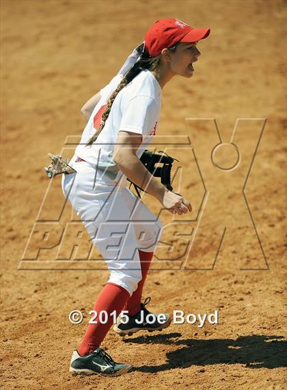 Thumbnail 2 in Riverdale vs. Hillcrest photogallery.