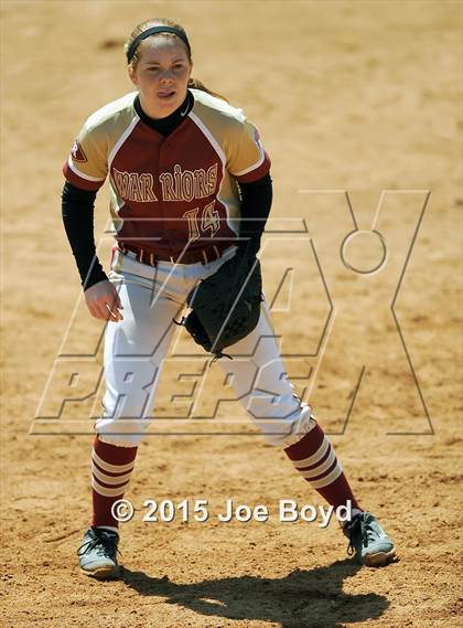 Thumbnail 2 in Riverdale vs. Hillcrest photogallery.