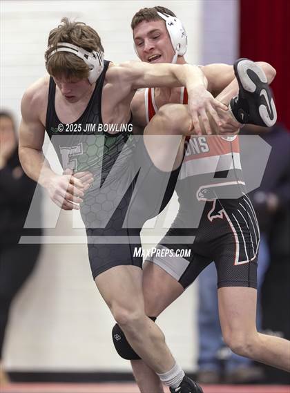 Thumbnail 2 in Heart of Illinois Conference Duals photogallery.