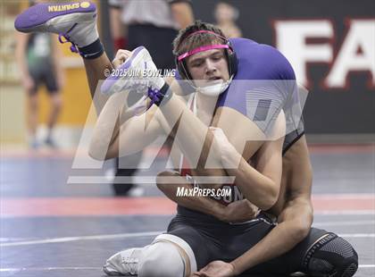 Thumbnail 2 in Heart of Illinois Conference Duals photogallery.