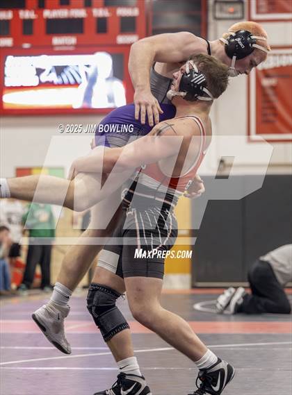 Thumbnail 1 in Heart of Illinois Conference Duals photogallery.